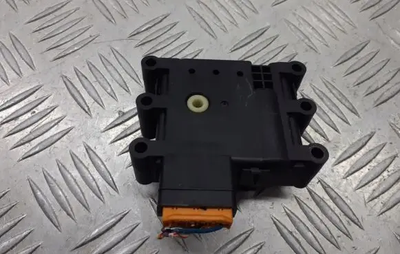 Mazda 6 A/C air flow flap actuator/motor 