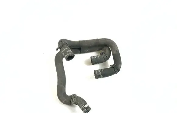 Volkswagen Touareg II Engine coolant pipe/hose