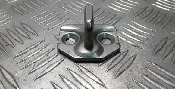 Volvo V40 Front door lock loop/hook striker 31391833