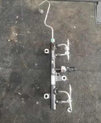 Ford S-MAX Fuel main line pipe 9681909680