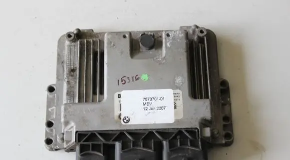 Mini One - Cooper Coupe R56 Engine control unit/module 7573701