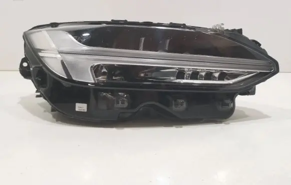 Volvo S90, V90 Headlight/headlamp 31386165