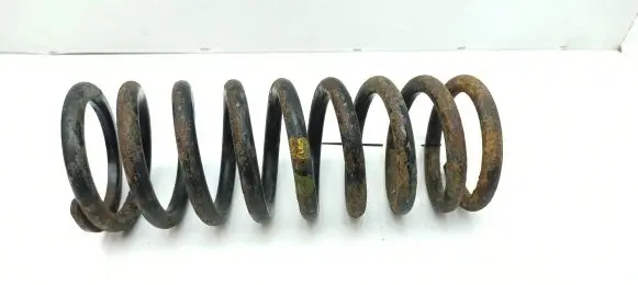 Mercedes-Benz S W116 Rear coil spring