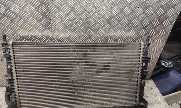 Volvo V50 Coolant radiator 3m5h8005tl