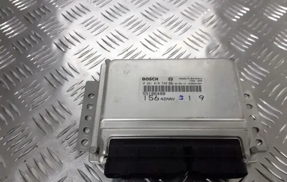 Alfa Romeo 156 Engine control unit/module 55186488