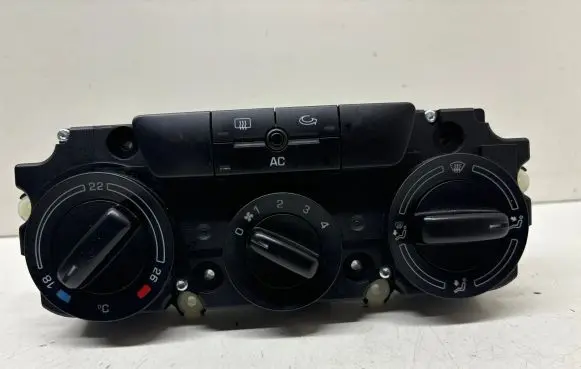 Skoda Octavia Mk2 (1Z) Climate control unit 5HB00886410