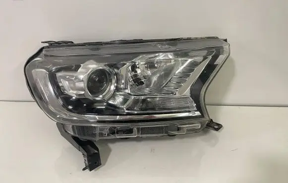 Ford Ranger Headlight/headlamp EB3B13W029PM JB3B13D154 13D15475