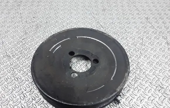 Volkswagen Transporter - Caravelle T4 Power steering pump pulley 074145255A