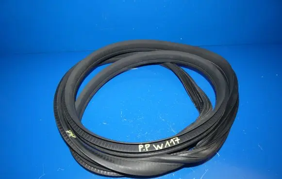 Mercedes-Benz CLA C117 X117 W117 Front door rubber seal