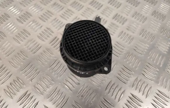 Volvo V70 Mass air flow meter 8670115