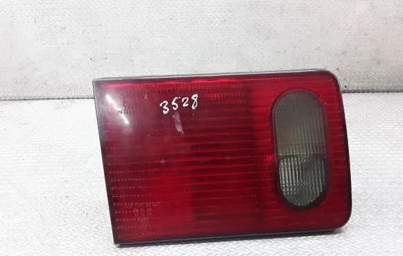 Audi A8 S8 D2 4D Tailgate rear/tail lights 4D0945093