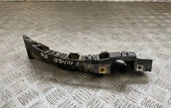 Headlight/headlamp mounting bracket