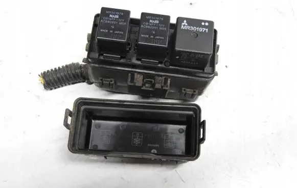 Mitsubishi ASX Relay mounting block 8565A089