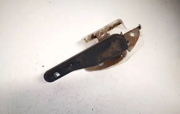 Nissan Almera Tino Fuel tank opening switch 