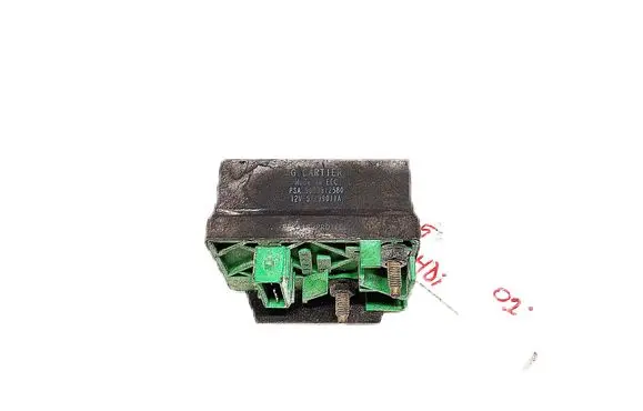 Peugeot 106 Glow plug pre-heat relay 9639912580