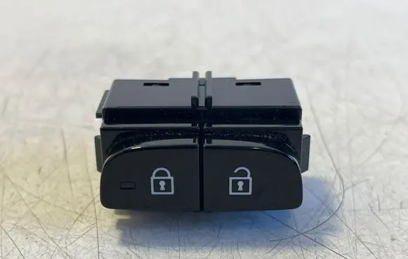 Polestar 2 Central locking switch button 32256749