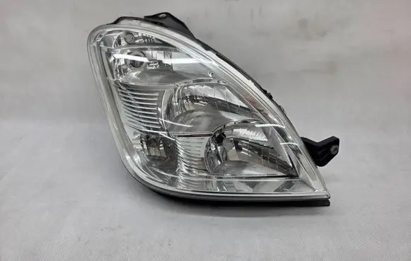 Iveco Daily 35.8 - 9 Headlight/headlamp 69500010 SP69500010