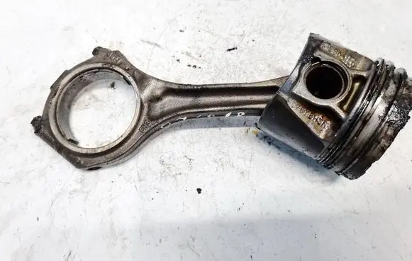 Audi A4 S4 B6 8E 8H Piston with connecting rod 078118HSR