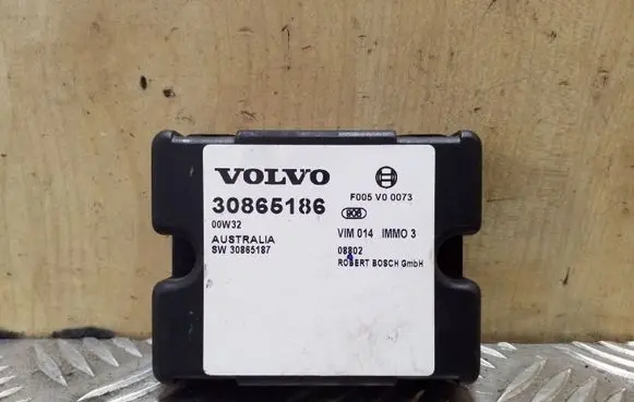 Volvo S40, V40 Immobilizer control unit/module 30865186 SW30865187