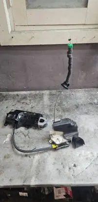 Audi A4 S4 B9 Front door lock 8W1837349A PRTD20