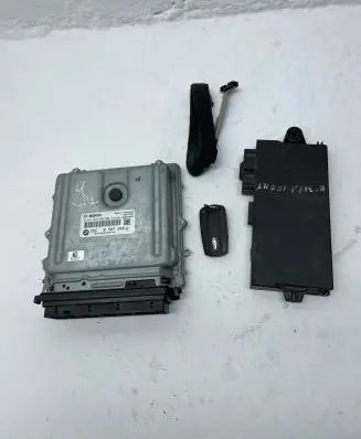 BMW 3 E90 E91 Engine ECU kit and lock set 8507202 0281016496