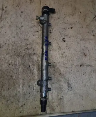 Fuel main line pipe