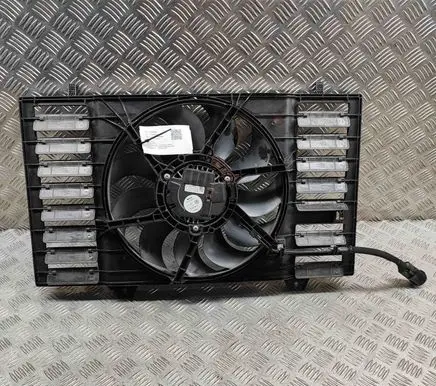 Peugeot 2008 II Radiator cooling fan shroud C91813104 9826929880