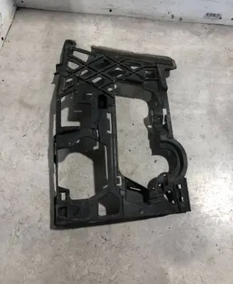 Volkswagen Golf VII Front bumper mounting bracket 5G0807724D