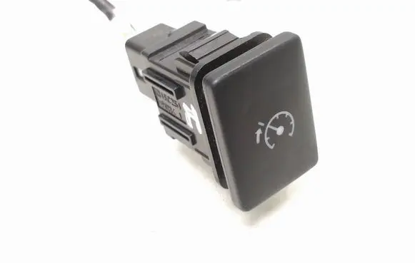 Toyota Avensis T270 Cruise control switch 15C251