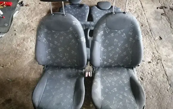 Seat set