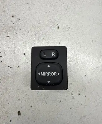 Toyota Yaris Wing mirror switch 183574