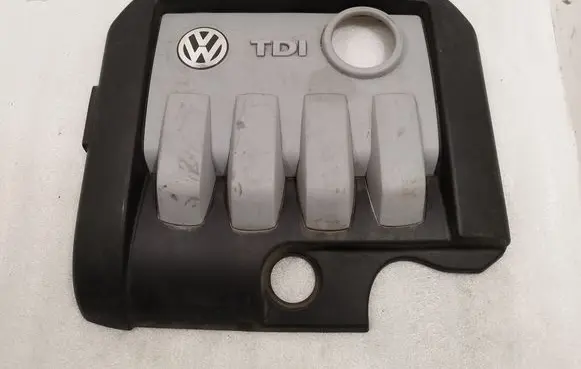 Volkswagen Golf Plus Engine cover (trim) 03G103925BR