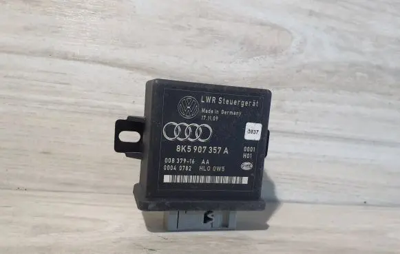 Audi A4 S4 B8 8K Light module LCM 8K5907357A