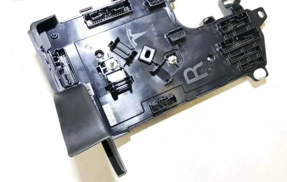 Tesla Model 3 Fuse box set 1100340-32-i