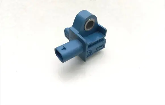Volkswagen Jetta VI Airbag deployment crash/impact sensor 5WK44270
