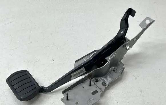 Peugeot 5008 II Brake pedal 982480398000 84PE4M0821514C 1009202