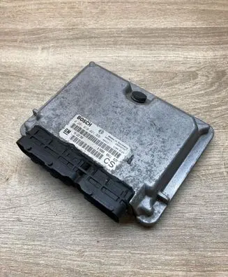 Opel Zafira A Engine control unit/module ECU 09133269 0281010021