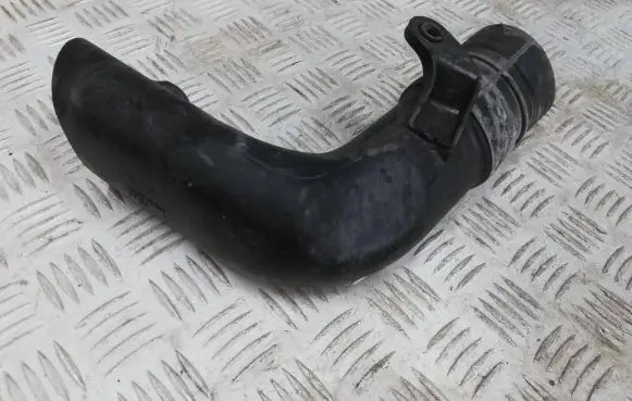 Renault Megane III Air intake hose/pipe 8200923144 736705S01