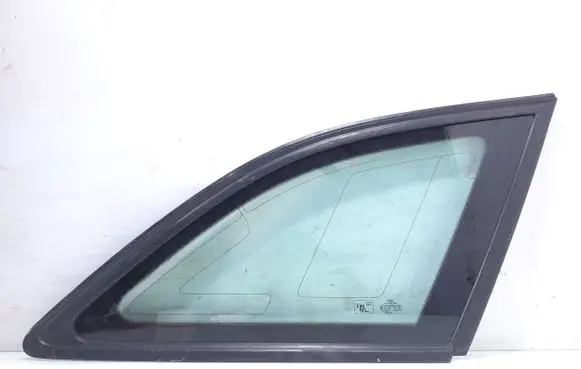 Audi A4 S4 B8 8K Rear side window AS2
