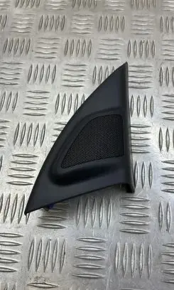 Volvo V70 Front door high frequency speaker 30781066