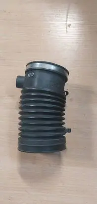 BMW 5 E34 Air intake hose/pipe 13711702003