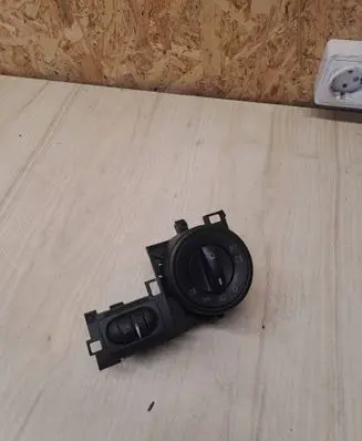 Volkswagen Touareg I Light switch P0095827 7L6858903T 527380