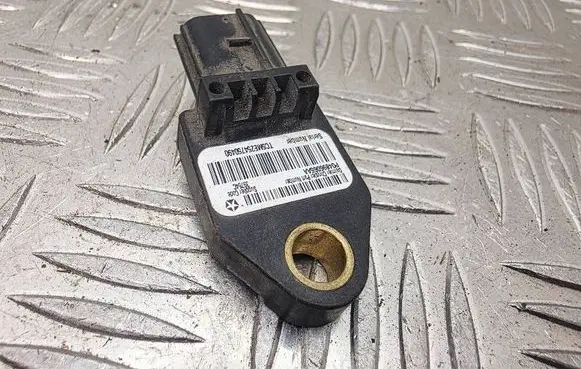 Dodge Avenger Airbag deployment crash/impact sensor P04896065AA