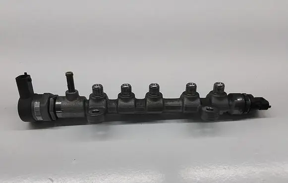 Honda CR-V Fuel main line pipe 16610RZ0G01