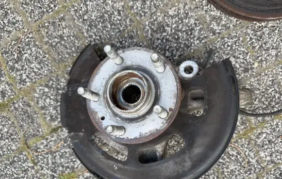 Opel Astra K Front wheel hub spindle knuckle