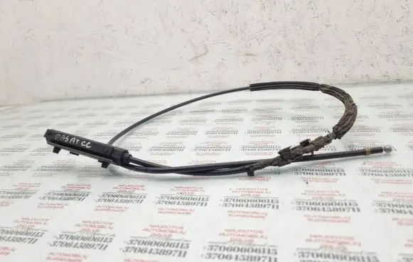 Volkswagen PASSAT CC Engine bonnet/hood lock release cable 3C1823535