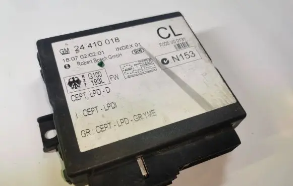 Opel Zafira A Comfort/convenience module 24410018