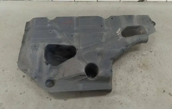 Ford S-MAX Engine splash shield/under tray EM2B-R11779-C