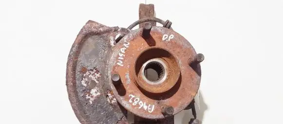 Nissan Almera N16 Front wheel hub