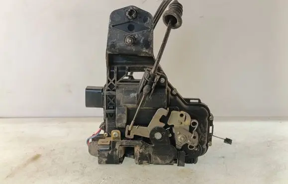 Front door lock